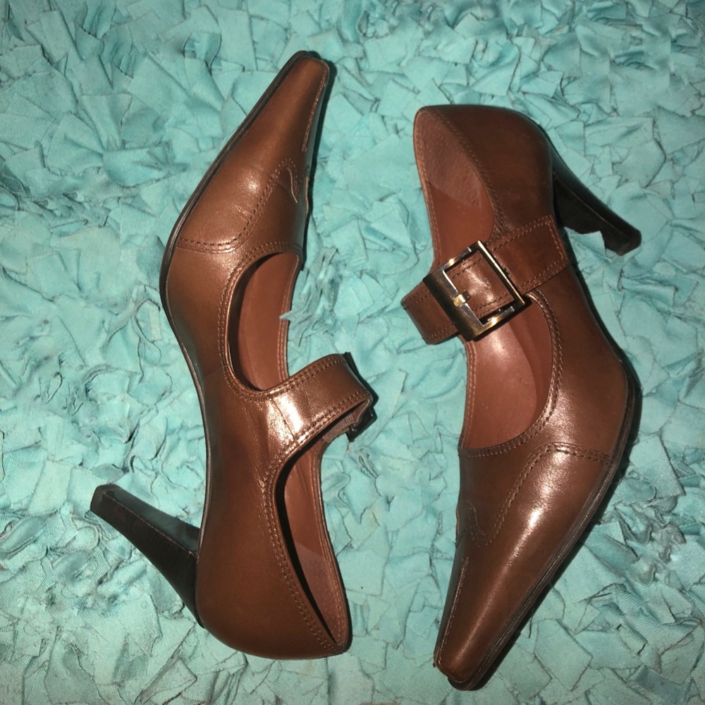 Franco Sarto Brown Pump